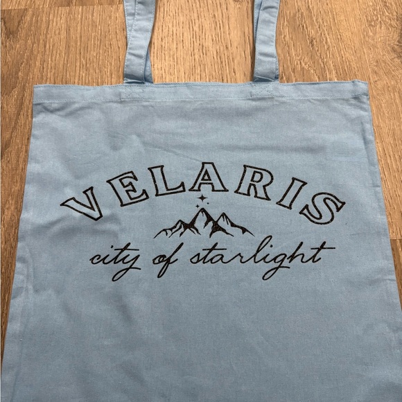 New! ACOTAR Velaris, city of starlight light blue tote - Picture 2 of 4